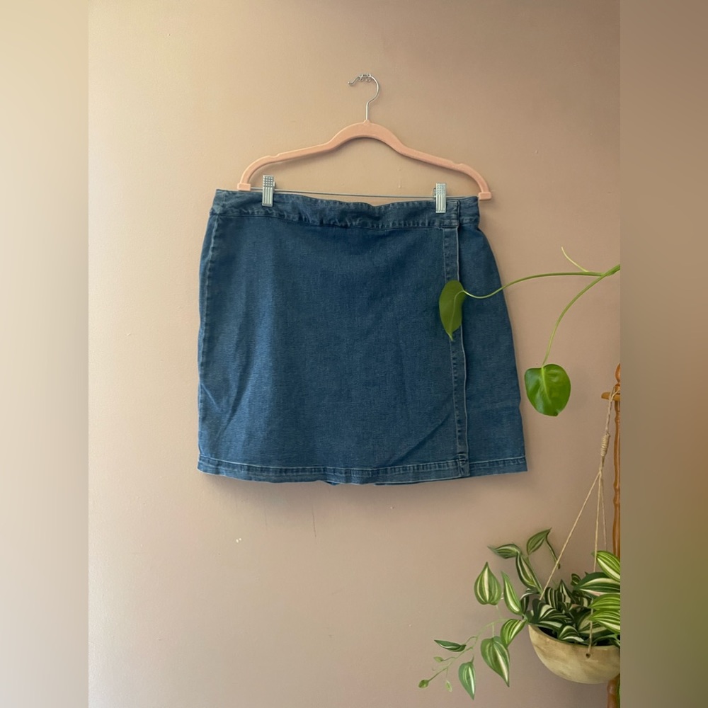 Plus Size Vintage 90’s Denim Skort